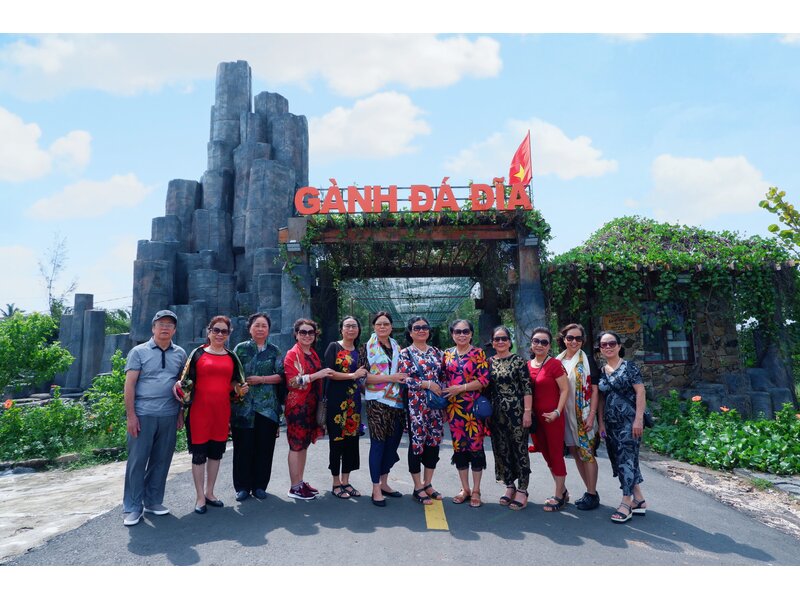 Tour Quy Nhơn - Phú Yên Về Với Hoa Vàng Cỏ Xanh - Tour 1 ngày MPY01 23