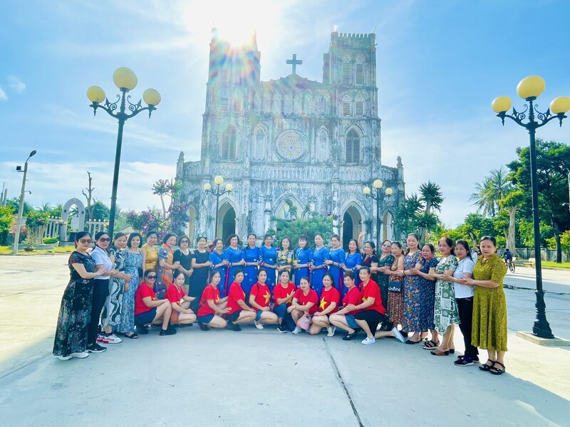 Tour Quy Nhơn - Phú Yên Về Với Hoa Vàng Cỏ Xanh - Tour 1 ngày MPY01 1