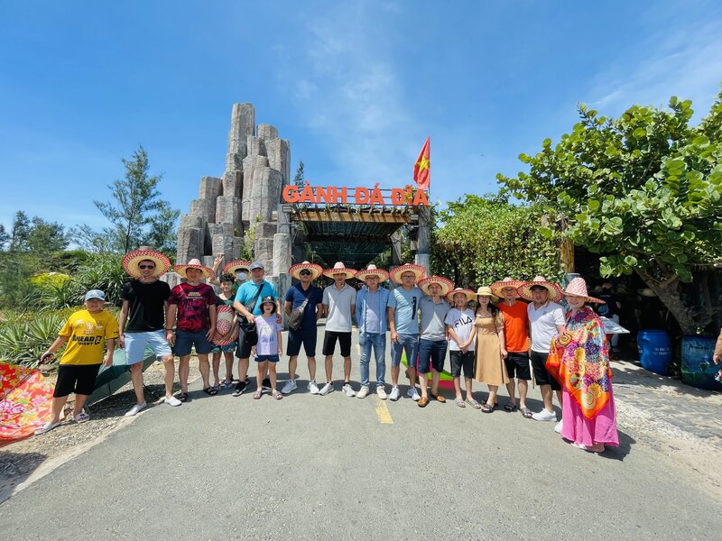 Tour Quy Nhơn - Phú Yên 1 Ngày: Gành Đá Đĩa - Tháp Nghinh Phong - MPY01 12