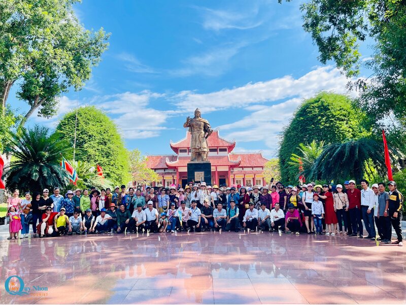 Tour Tây Sơn 1 Ngày: Hầm Hô - Bảo Tàng Quang Trung - MQN10 11